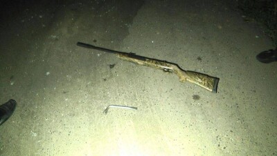 В Алматы пьяный мужчина угрожал людям ружьём, а потом пытался инсценировать нападение на себя