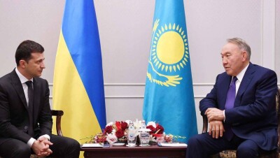 Назарбаев Зеленскому: Я слежу за каждым днём Украины