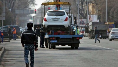 В Алматы упростили процедуру возврата авто со штрафстоянки