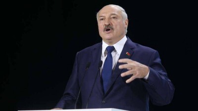 Лукашенко: Я пока живой и не за границей