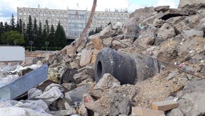 Ствол крепостной пушки найден в руинах снесённого кафе в Петропавловске