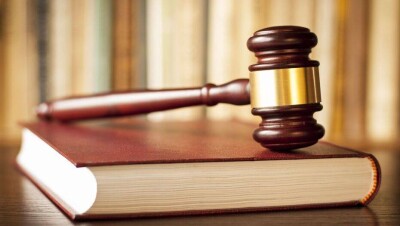 Несколько штатов США ввели уголовную ответственность за приём удушения при задержании 