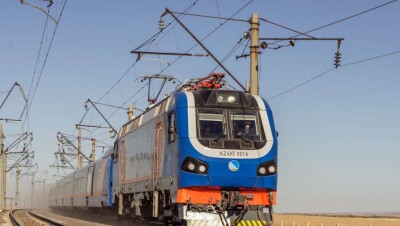 Первый широкий поезд "Тальго" отправился из Алматы в Астану