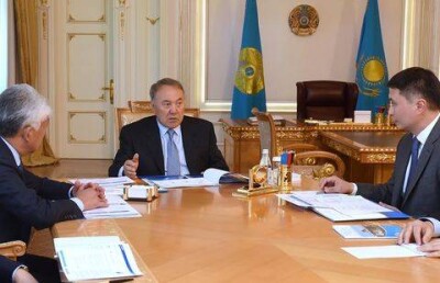 Нурсултан Назарбаев встретился с руководством Фонда Первого Президента