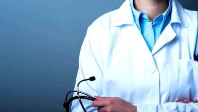 Минздрав РК: Все 190 тысяч низкооплачиваемых медработников получат повышенную зарплату