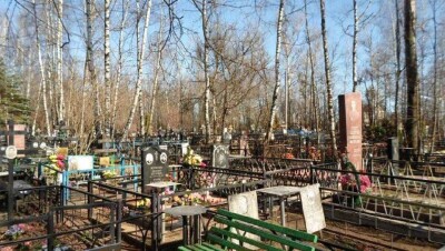 Могилу погибших в Африке лётчиков разбили вандалы в Костанае