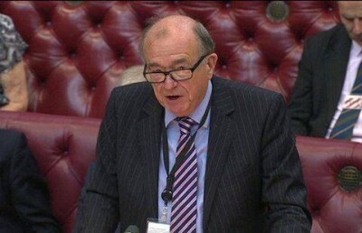 В отставку ушёл британский лорд из-за видео с проститутками и кокаином