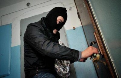 В Акмолинской области полицейские застали грабителей на месте преступления