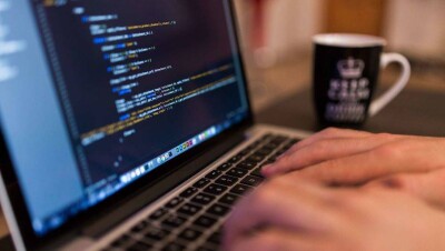 Зарплата программистов превысила средний уровень в РК и составила 342 тысячи тенге