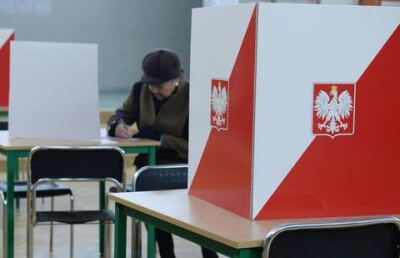 Полпроцента разделяют двух претендентов на президентских выборах в Польше