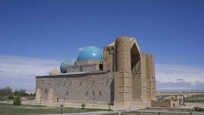 Скоростной поезд запустят между Туркестаном и Алматы