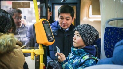 Бауыржан Байбек проехал на автобусе по линии BRT