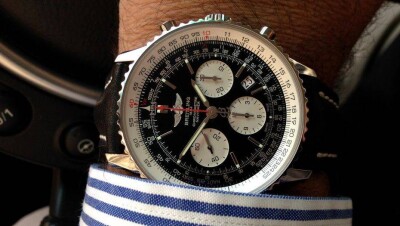 У футболиста "Шахтёра" украли из раздевалки часы за 2,3 млн тенге