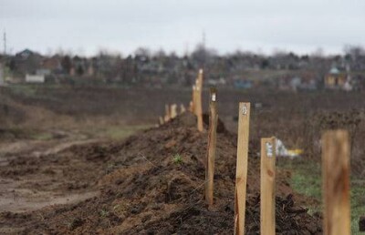 В Алматы эксгумировали тело мужчины, тайно захороненного полицейскими 