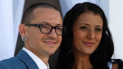 Вдова вокалиста Linkin Park впервые прокомментировала смерть мужа