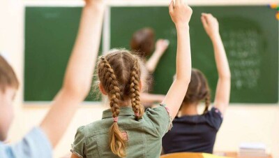 Санврач Нур-Султана разрешила открыть дежурные группы для пятиклассников