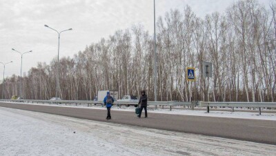 На севере Казахстана "разрезали" опасный для пешеходов новый автобан