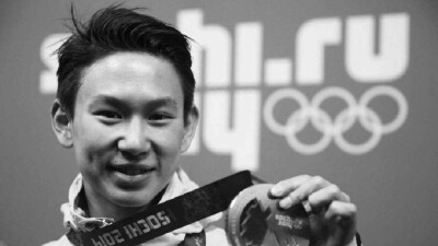 Казахстанцы отправили Байбеку петицию о переименовании ледовой арены в честь Тена