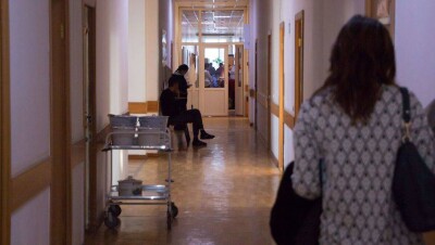 В Караганде арестовали мужчину, который пытался проникнуть в карантин к бывшей супруге