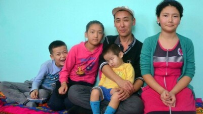 Пожарный в одиночку воспитывает пятерых детей в Мангистауской области