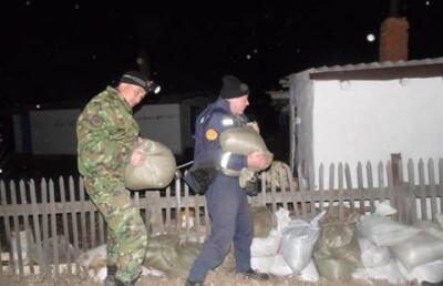 Во время откачки воды в поселке Мустафина найдены тела погибших