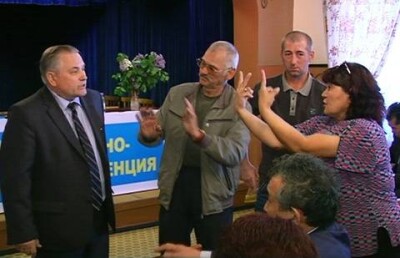 Инвалиды по слуху в Петропавловске с боем пробились на выборы председателя