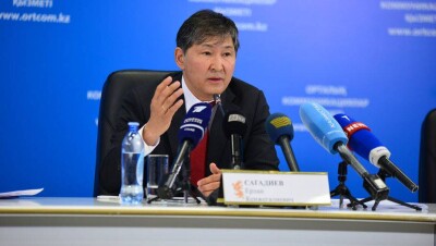 Авторы вопросов ЕНТ о Есентаевой и Адамбае отстранены от работы