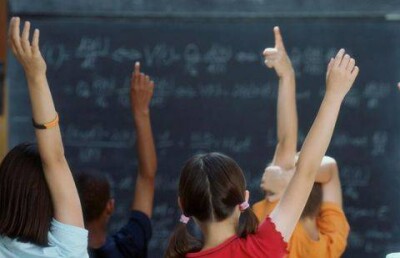 Чиновники из образования делают вид, что управляют учебными заведениями - Шамшидинова