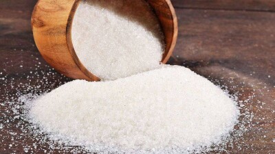 Из-за ажиотажа акиматам поручили закупить 10 тонн сахара в стабфонды