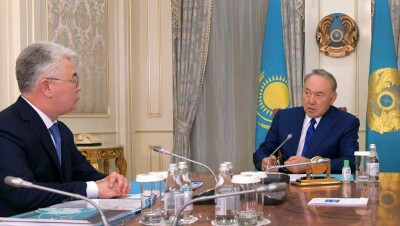 Атамкулов отчитался Назарбаеву о развитии оборонно-промышленного комплекса