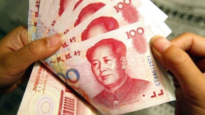 Китай девальвировал нацвалюту до прошлогоднего курса