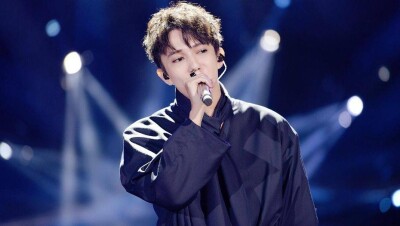 Стало известно, какую песню исполнит Димаш в следующем туре Singer-2017