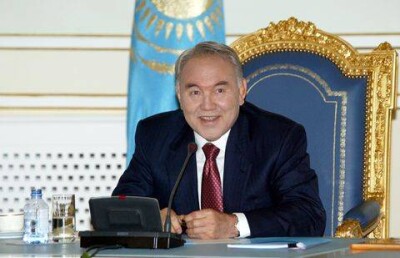 Нурсултан Назарбаев поздравил казахстанцев с праздником Рождества