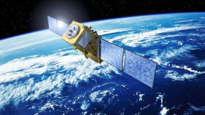 США выводит на орбиту спутник для изучения полярных льдов планеты