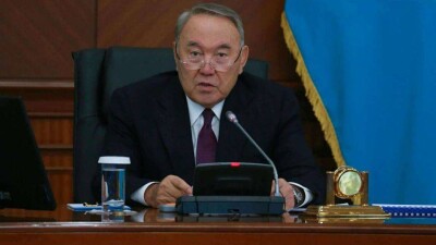Повышение зарплат бюджетникам и пособий многодетным. На что ещё потратят 2,3 трлн тенге?