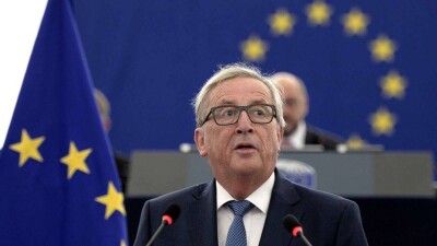 Назарбаев пригласил Юнкера на заседание Высшего Евразийского экономического совета