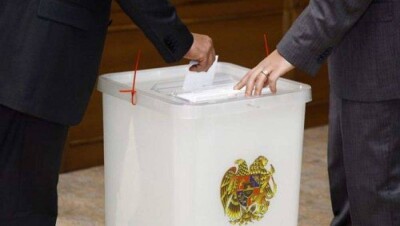 В Армении впервые выбирают президента Национальным собранием, а не всенародно