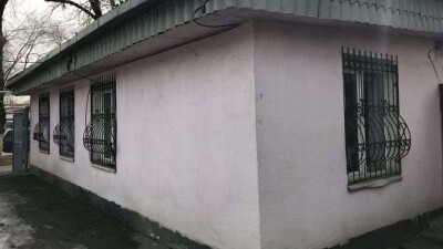 Акимат Алматы ответил, почему выселяет фонд реабилитации осуждённых детей