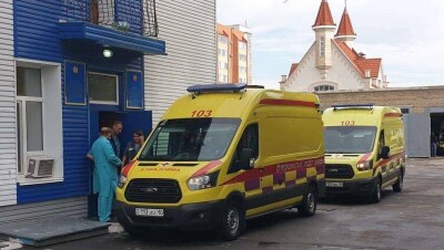 Полсотни молодых фельдшеров приняли на работу в Костанайскую областную станцию скорой помощи