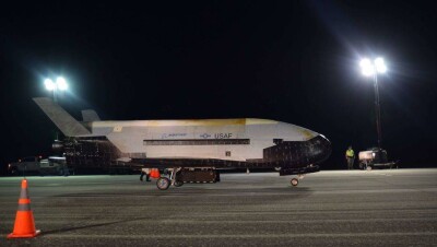 Американский космоплан вернулся на Землю после рекордного полёта на орбиту