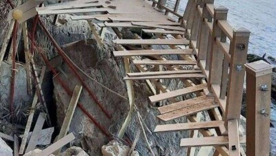 В Актау туробъект Скальная тропа закрыли из-за обвала камней