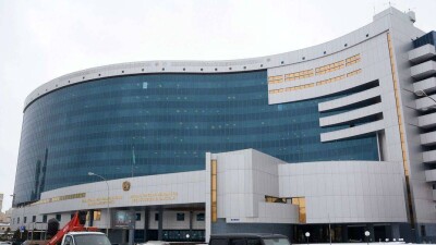 Огромная доля госзакупок из одного источника заставила Минфин снизить требования