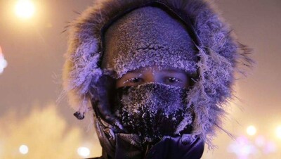В ВКО отменили занятия в школах 