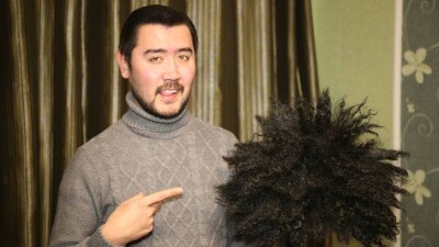 Социальный ролик про бумеранг добра и зла снял вайнер Нурлан Батыров