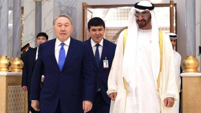 Назарбаев и наследный принц Абу-Даби подписали шесть важных документов
