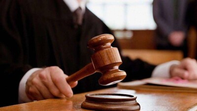 В Актобе осудили главу отдела экономических расследований за взятку