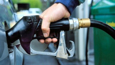 Производство бензина в Казахстане растёт, но импорт не сокращается