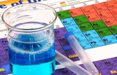 Парень, переодевшийся в девушку для сдачи ЕНТ, мог оказаться репетитором 