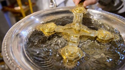 Митрополит Александр поздравил казахстанцев с Рождеством