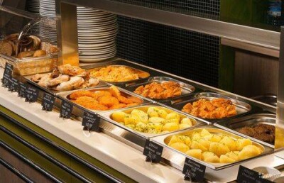 Кишечную палочку нашли в еде кафе и ресторанов известного развлекательного центра Астаны 